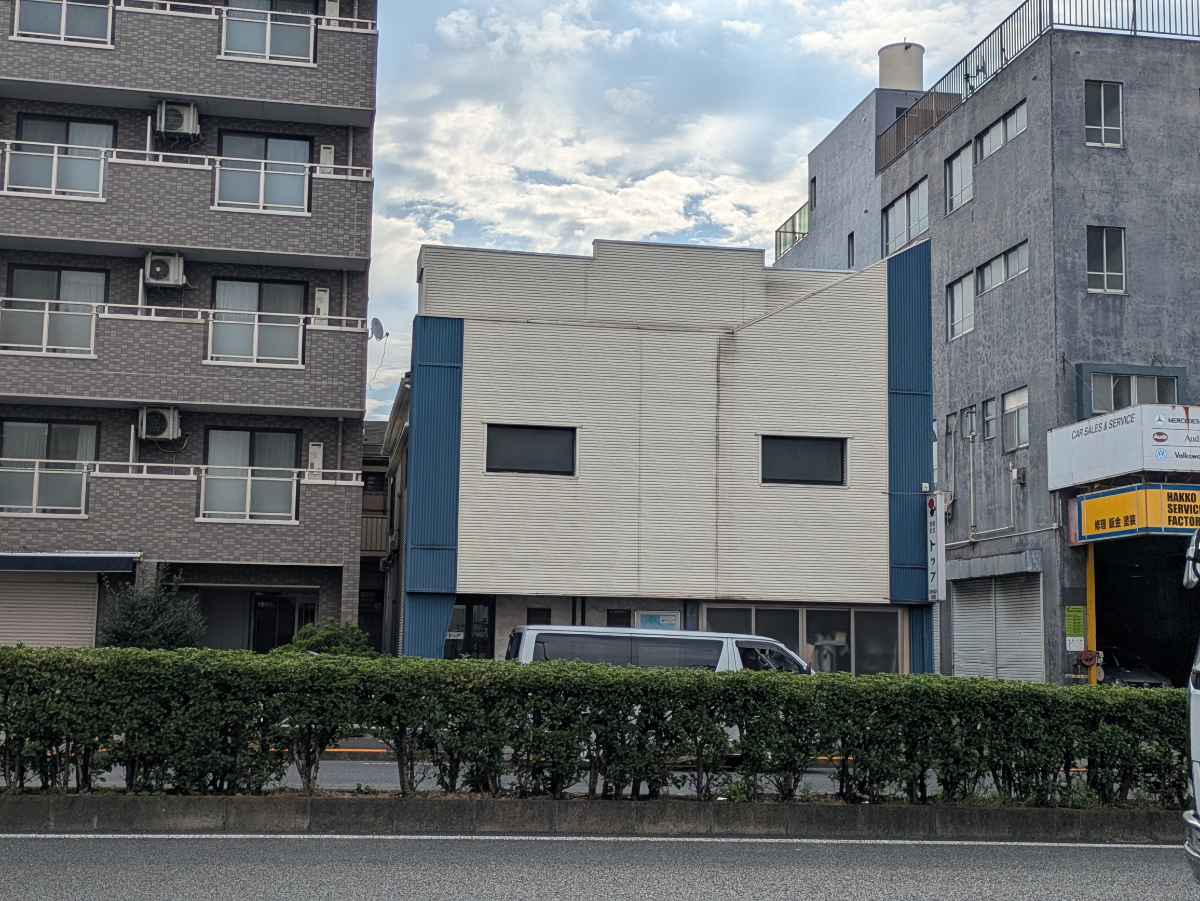 v20261005151006/fresh/building/J00100421585_5