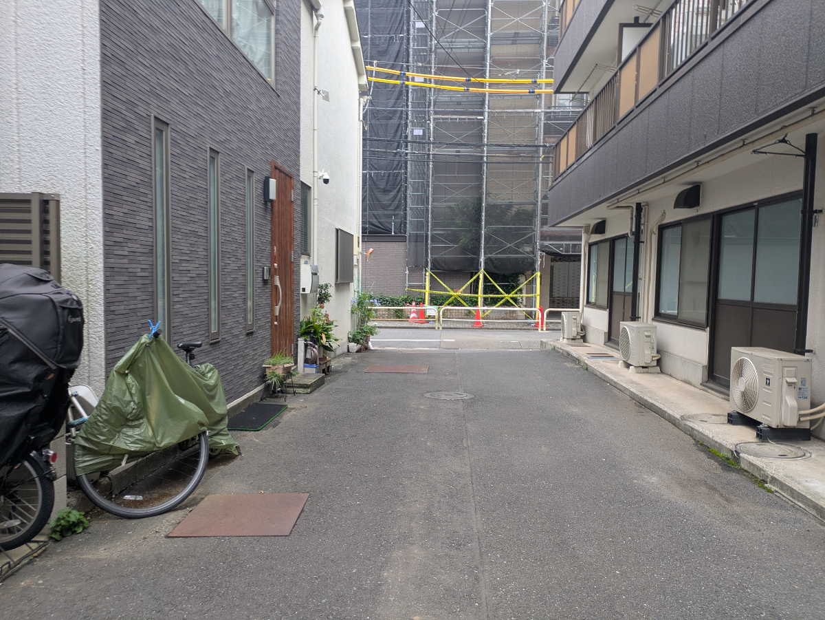 v20261006151114/fresh/building/J00100411315_16