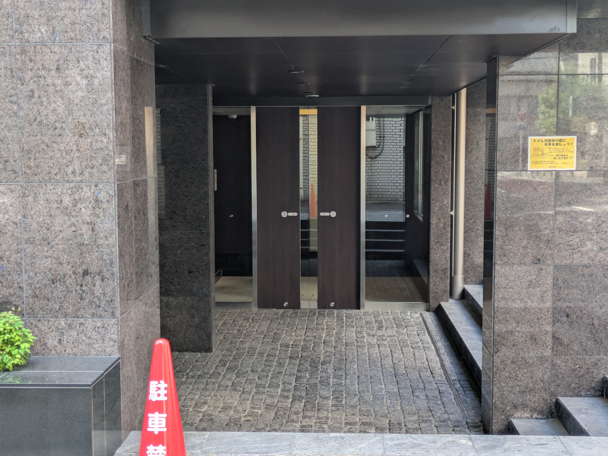 v20261006151114/fresh/building/J00100611317_3