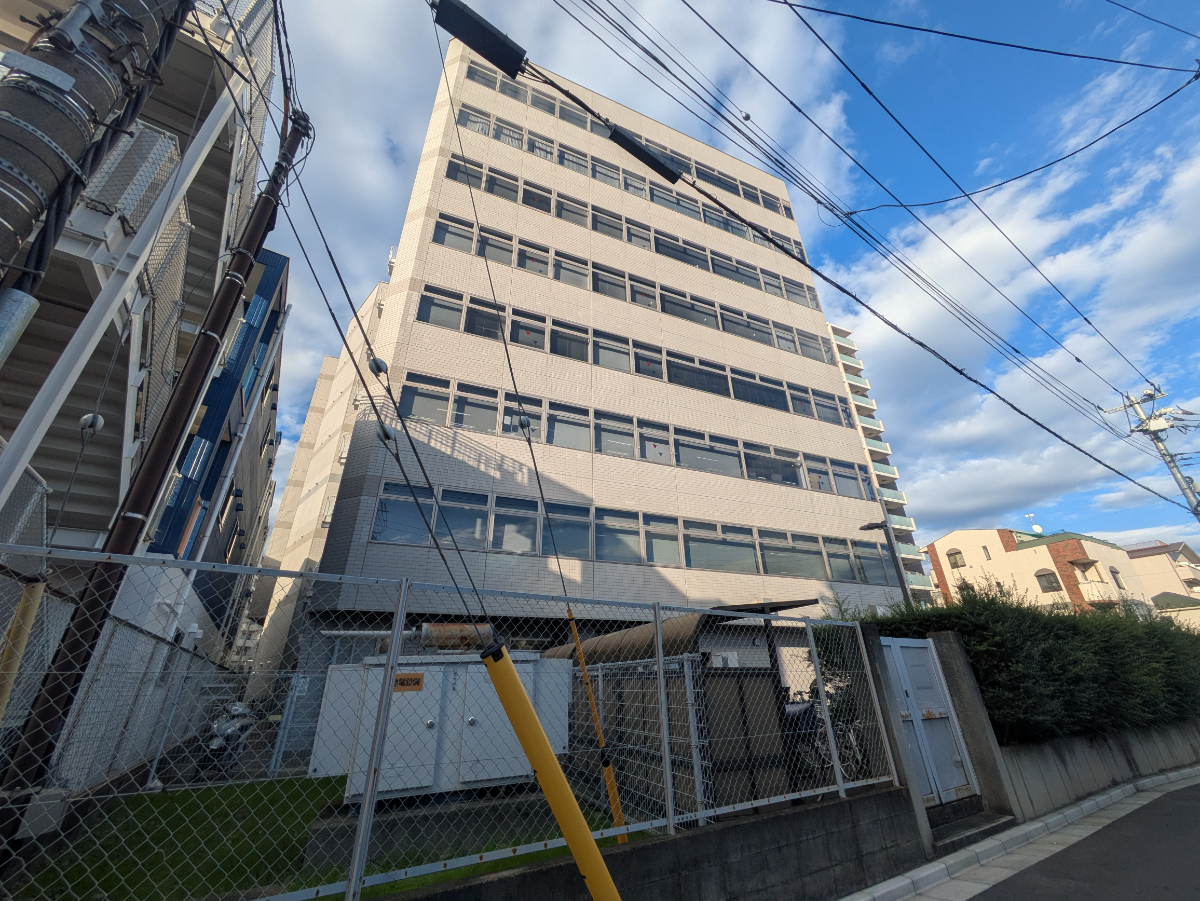 v20261013150914/fresh/building/J00100392597_19