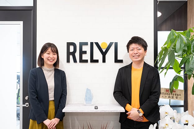 弊社担当奥村（左）と野口社長（右）