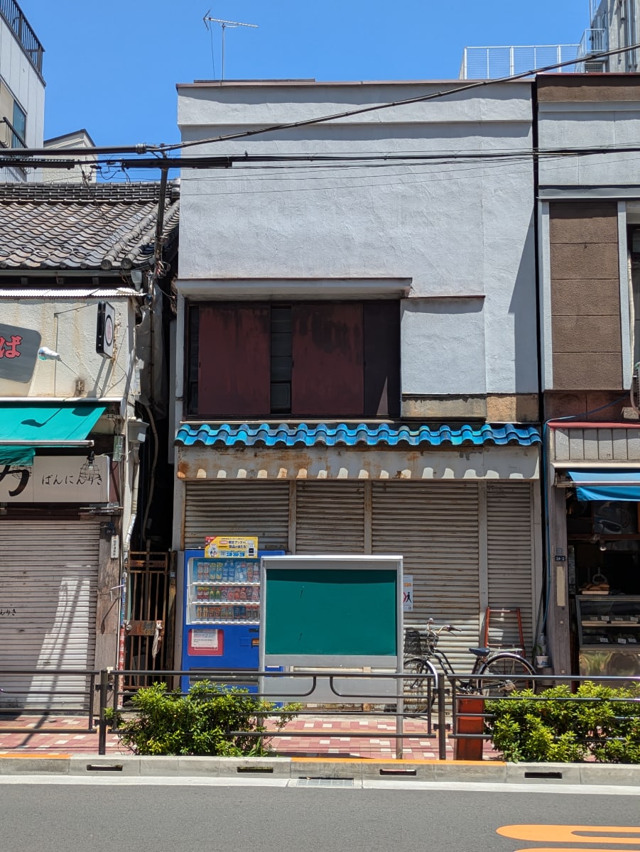 fresh/building/J00100396103_1