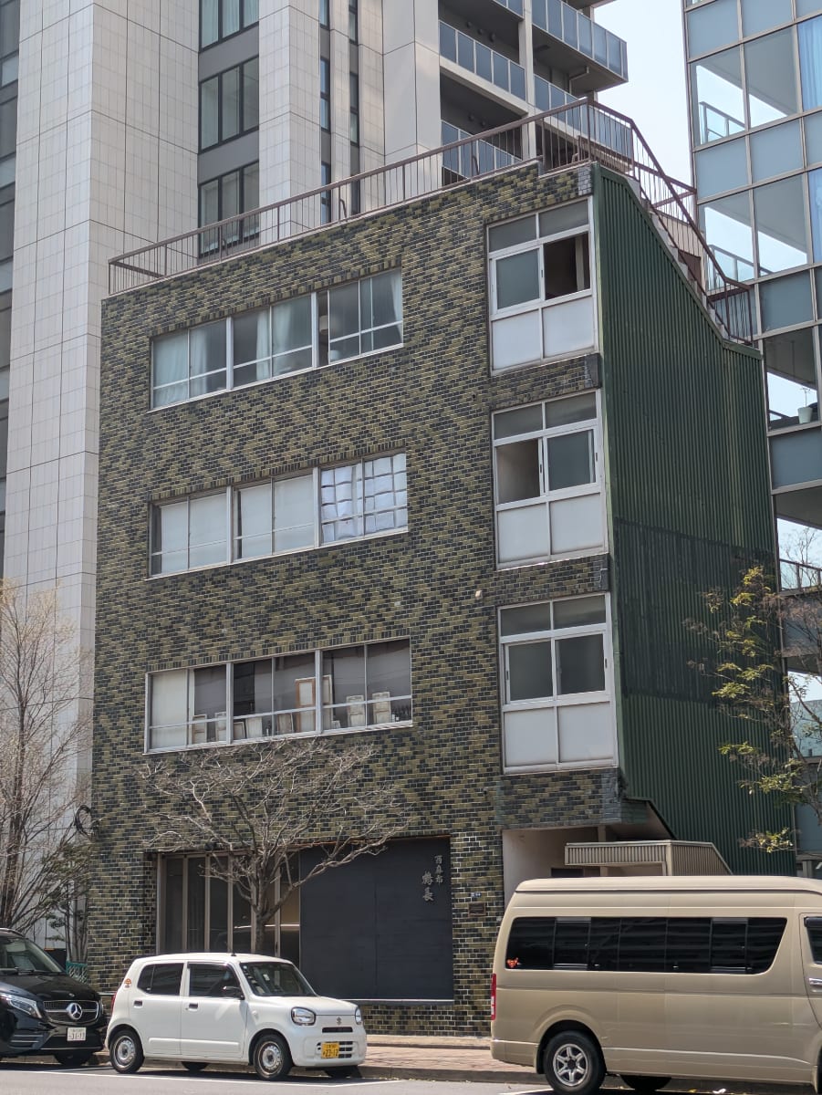 fresh/building/J00100441759_1