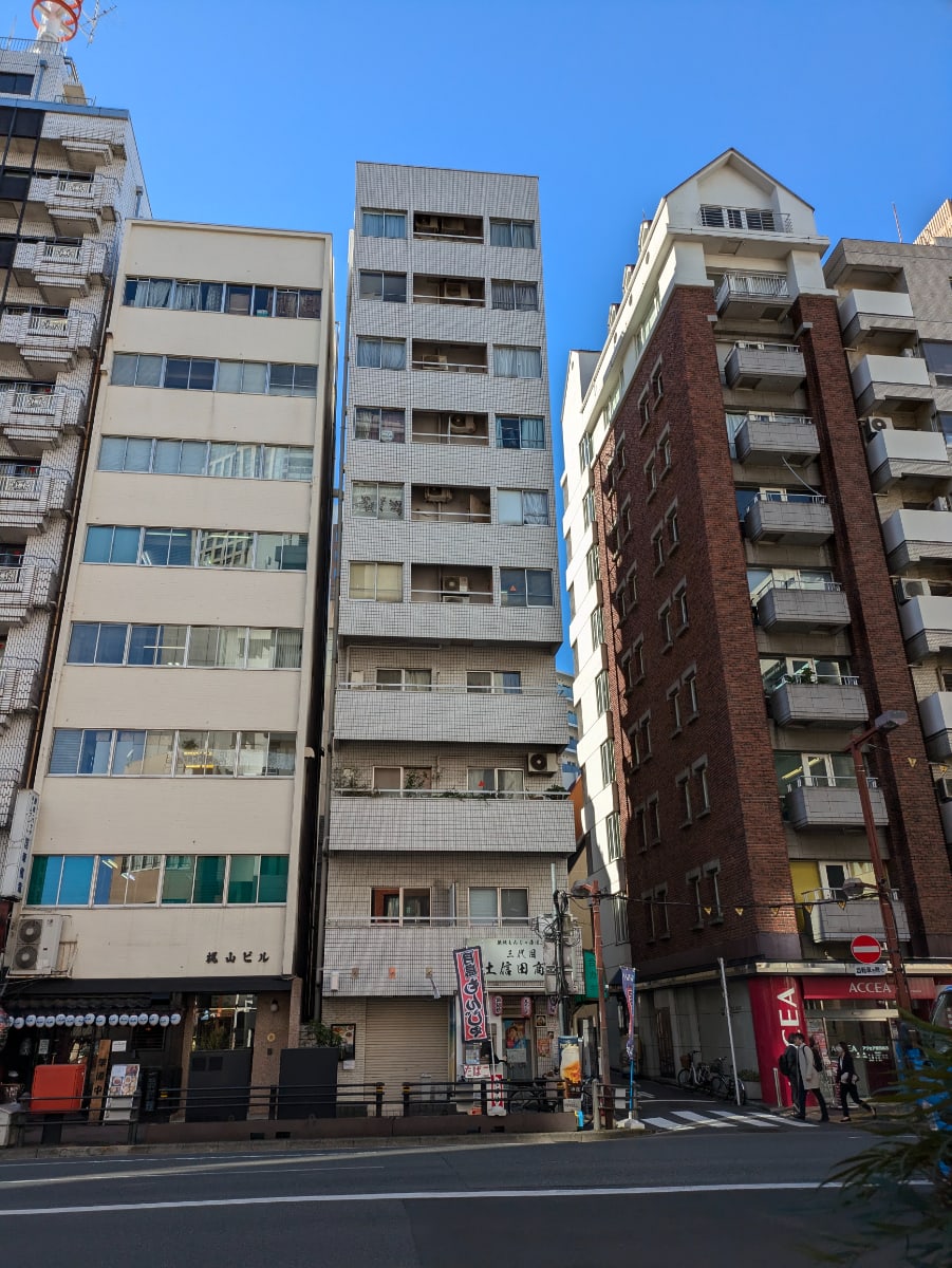 fresh/building/J00100443247_1