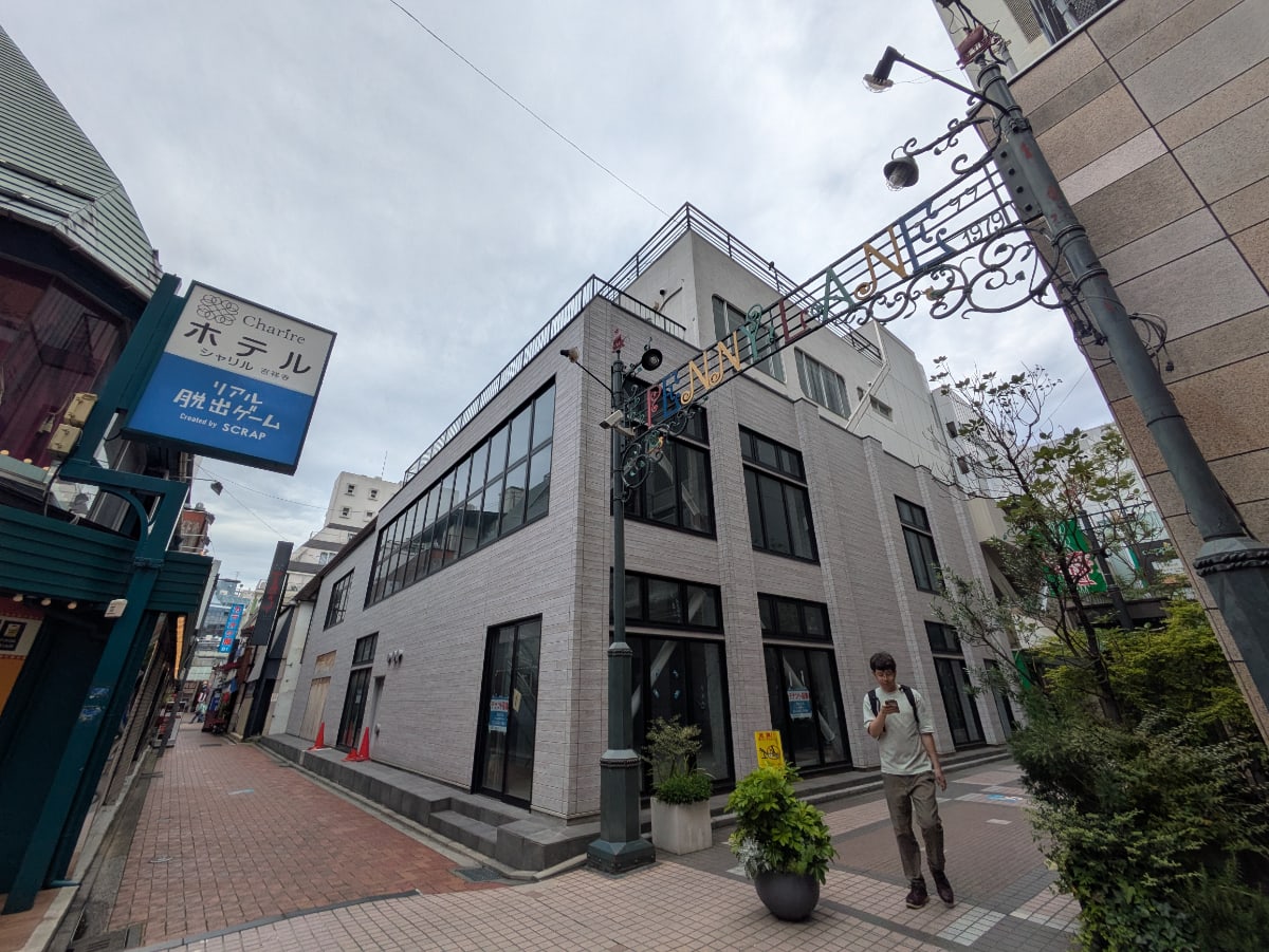 fresh/building/J00100477936_1