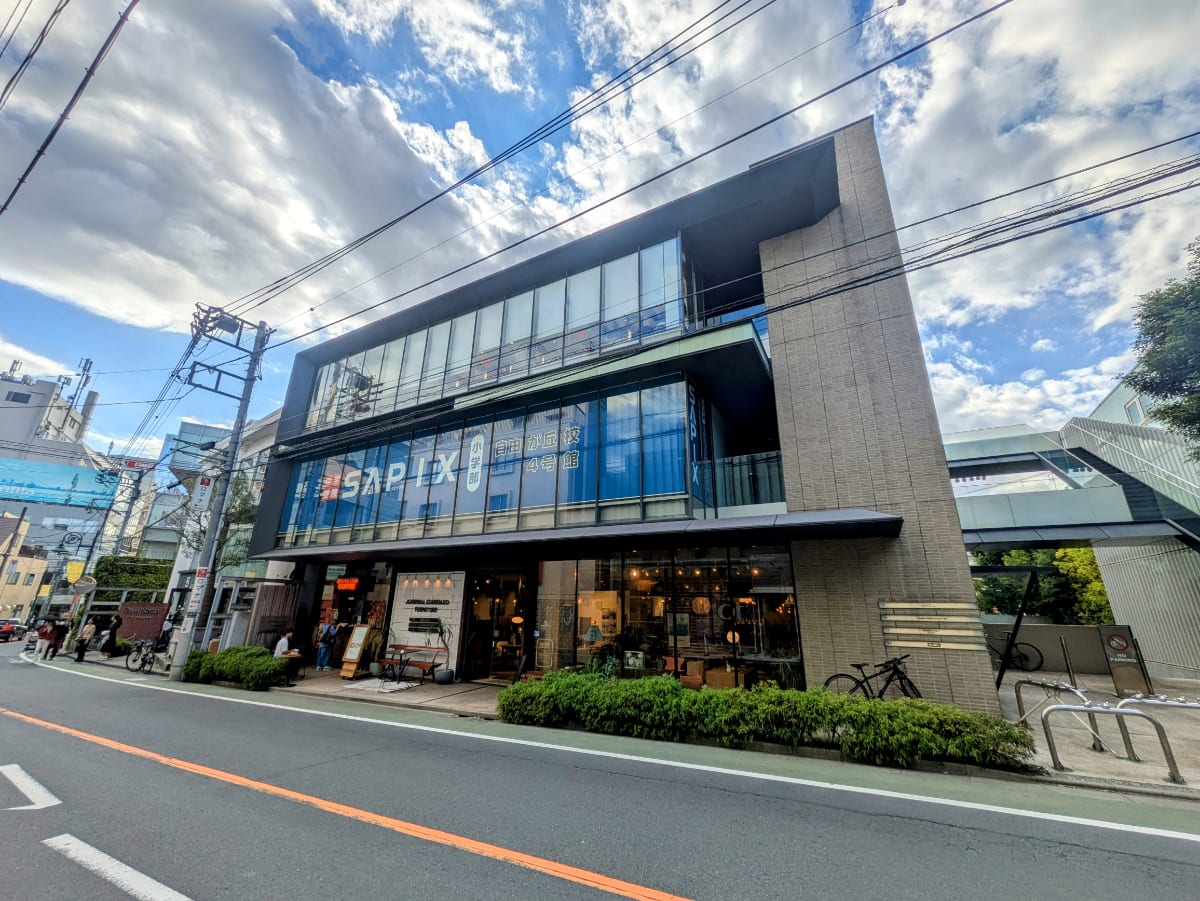 fresh/building/J00100478118_1