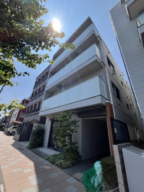 fresh/building/J00100663723_1