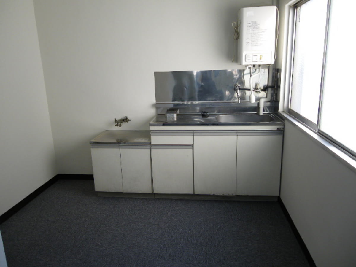 v20230506151909/fresh/building/J00100359360_8