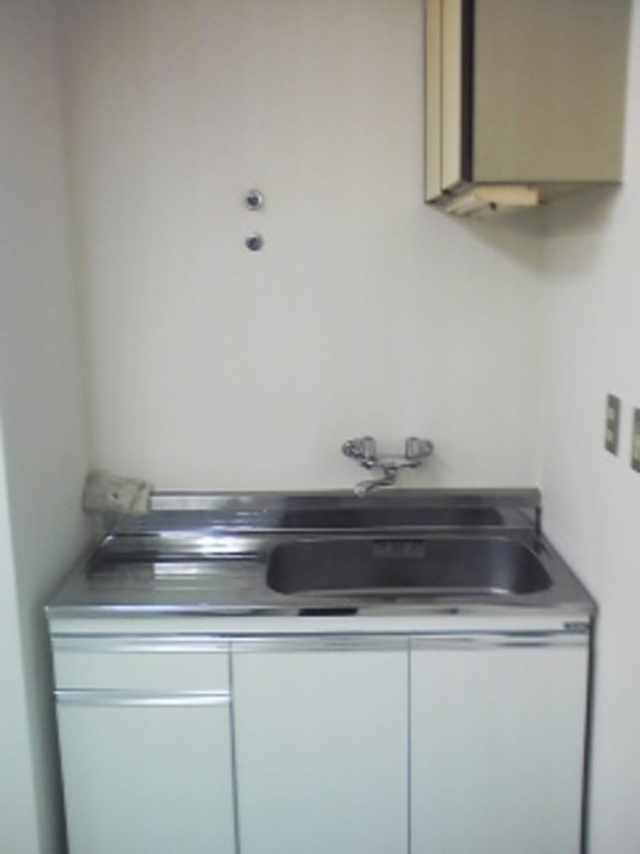 v20230506151909/fresh/building/J00100359526_8