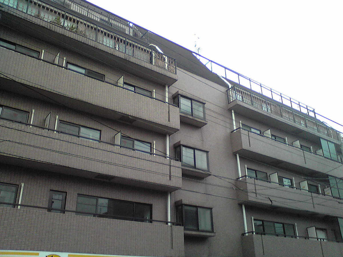 v20230506151909/fresh/building/J00100367613_1