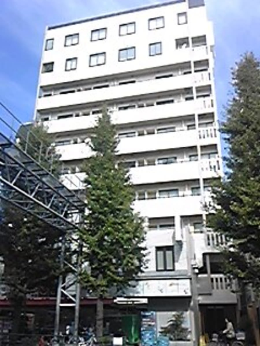 v20230506151909/fresh/building/J00100367814_1