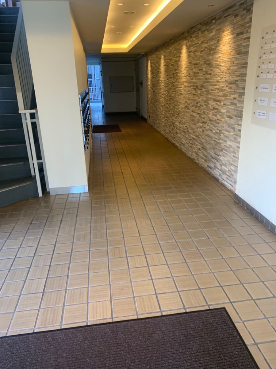 v20230506151909/fresh/building/J00100370221_4