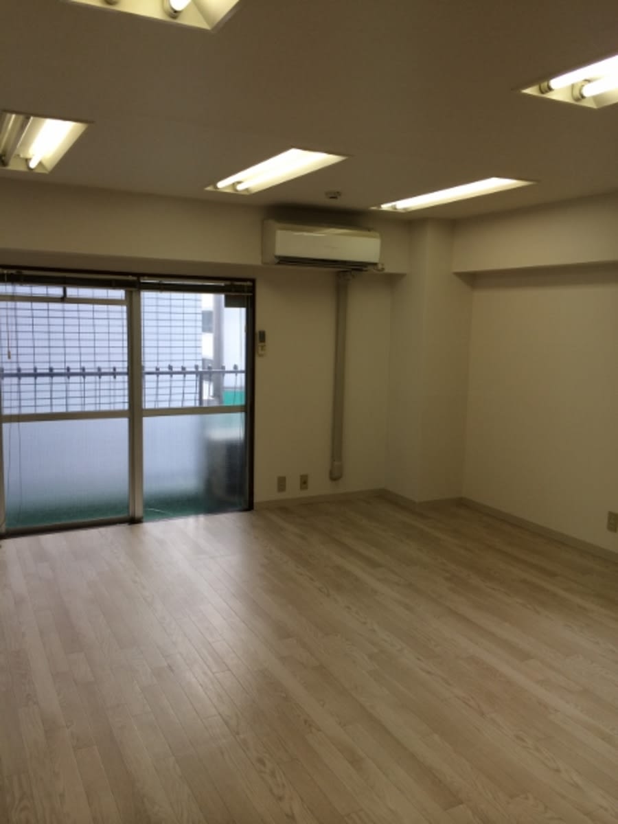 v20230506151909/fresh/building/J00100379272_5