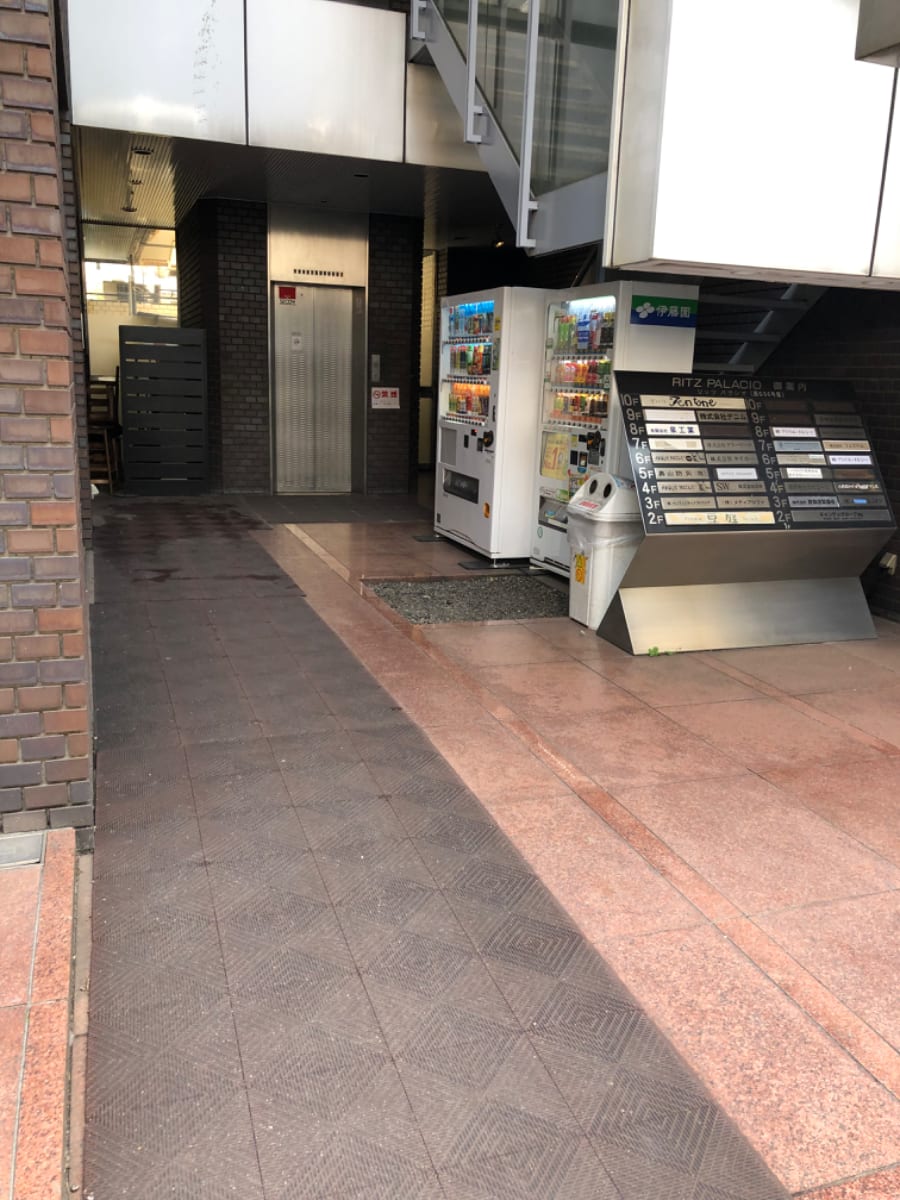 v20230506151910/fresh/building/J00100365825_3