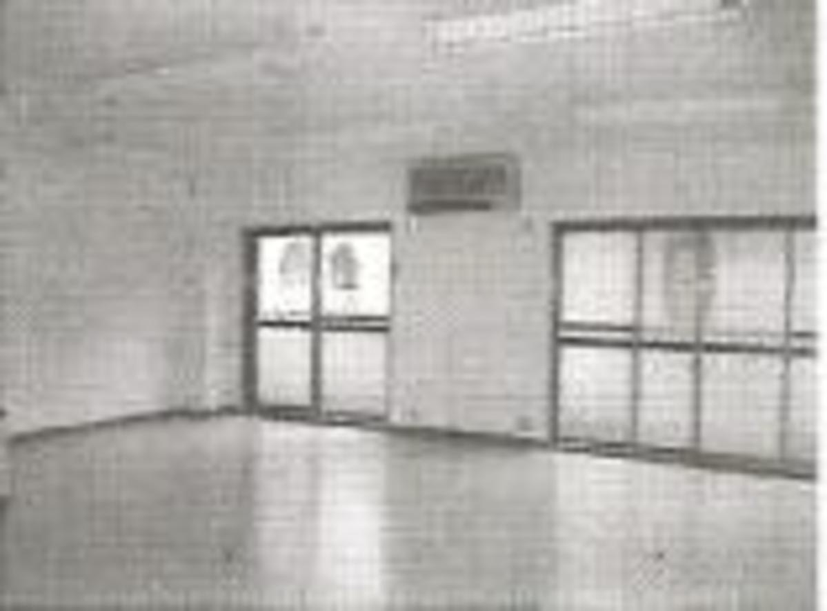 v20230506153220/fresh/room/J00102196438_2