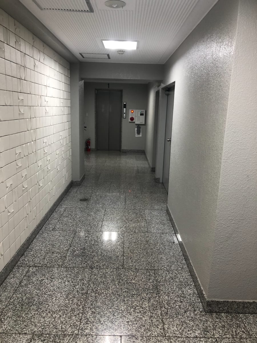 v20231102174057/fresh/building/J00100430457_4