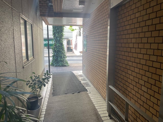 v20240522174058/fresh/building/J00100357489_12