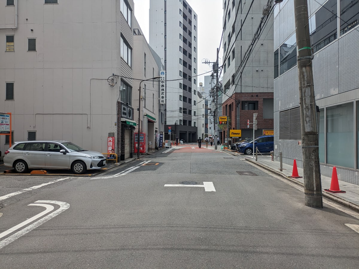 v20240527174055/fresh/building/J00100358808_9