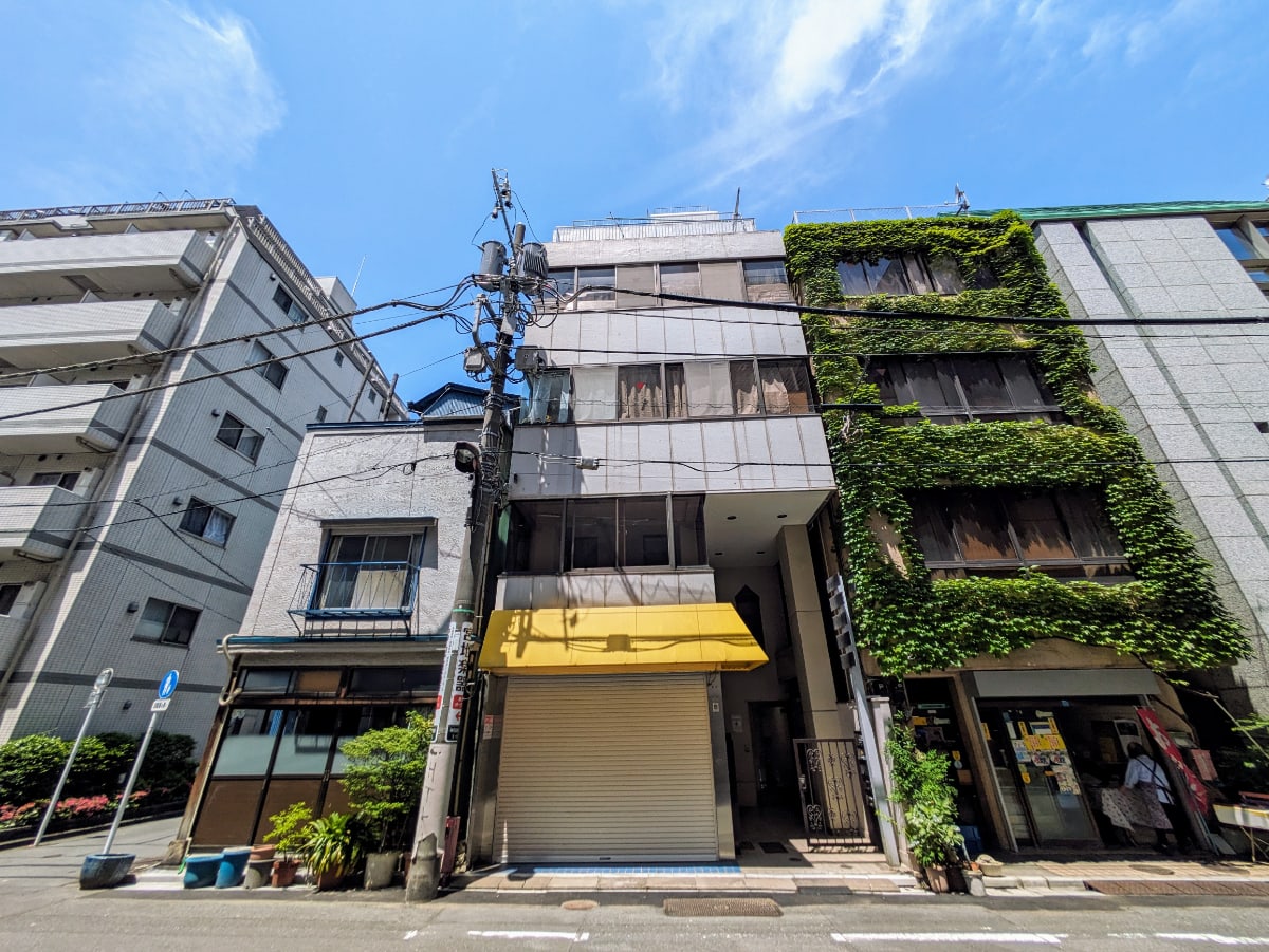 v20240527174055/fresh/building/J00100366708_1