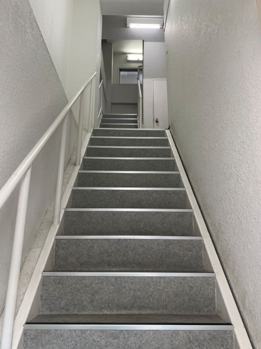 v20240528174105/fresh/building/J00100359406_4