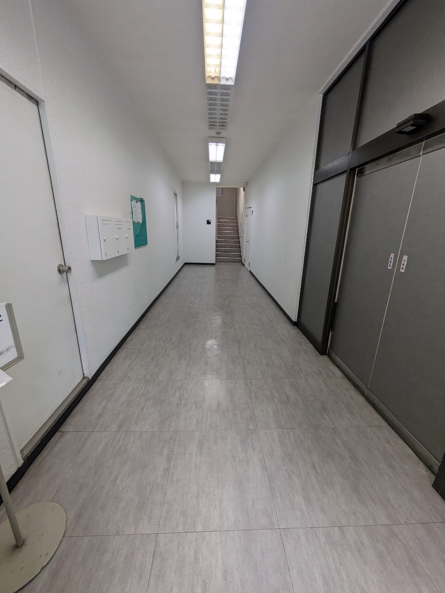 v20240604174052/fresh/building/J00100356875_9