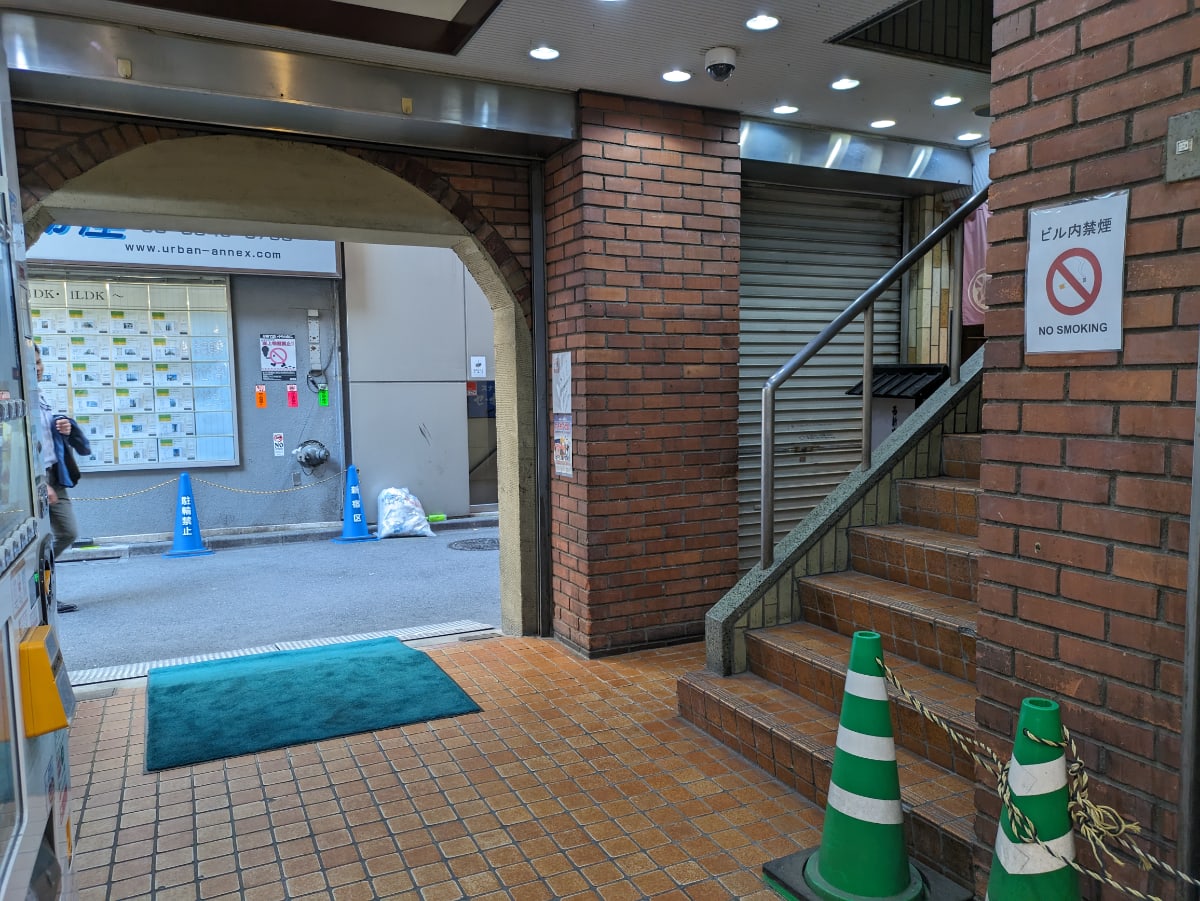 v20240610174107/fresh/building/J00100356773_7