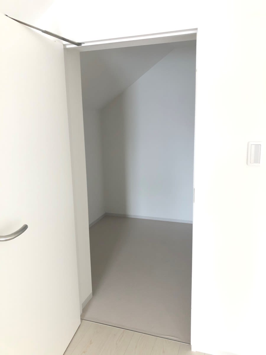 v20240618181521/fresh/room/H00102649885_10