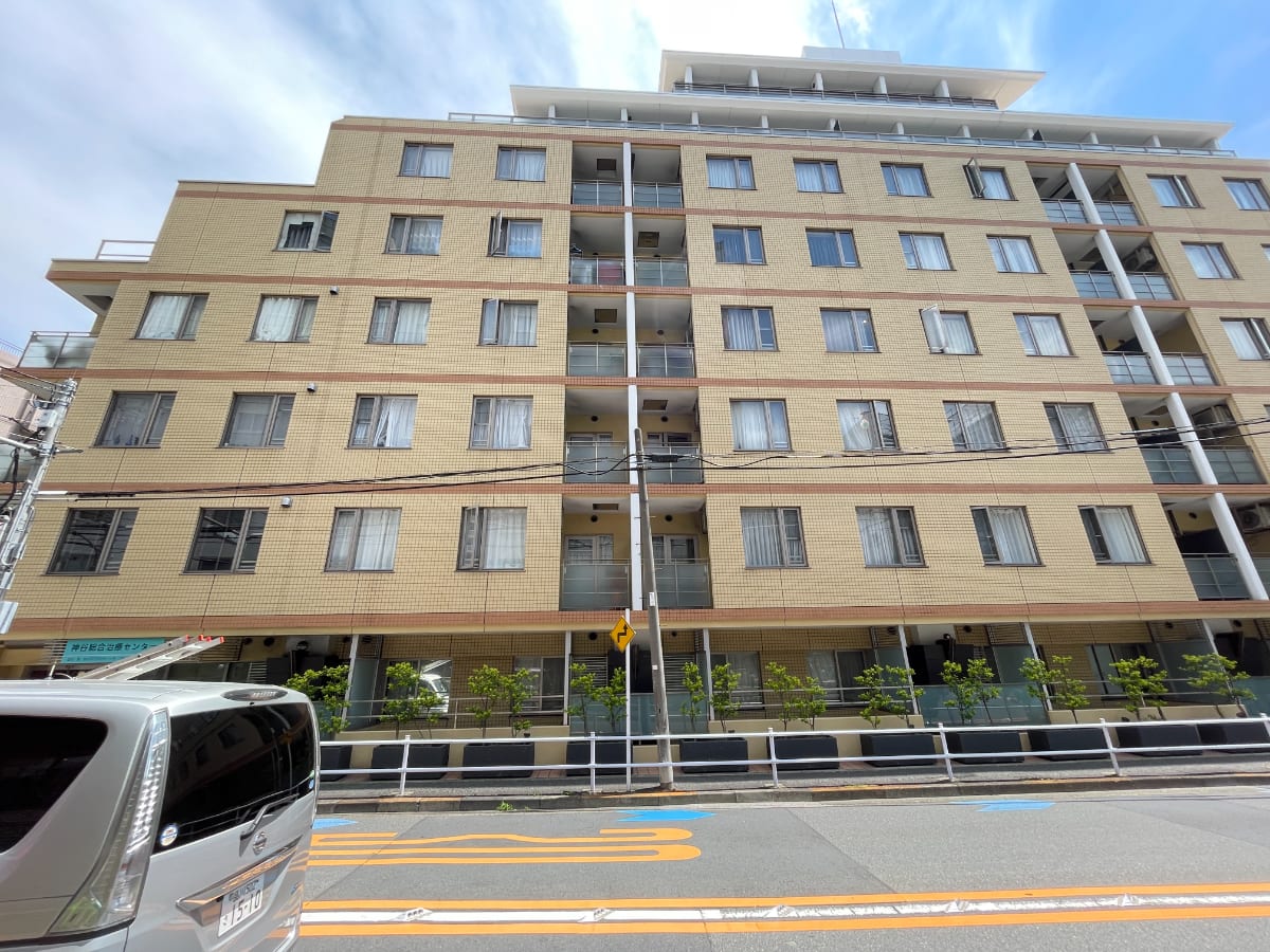 v20240625174107/fresh/building/J00100360404_9