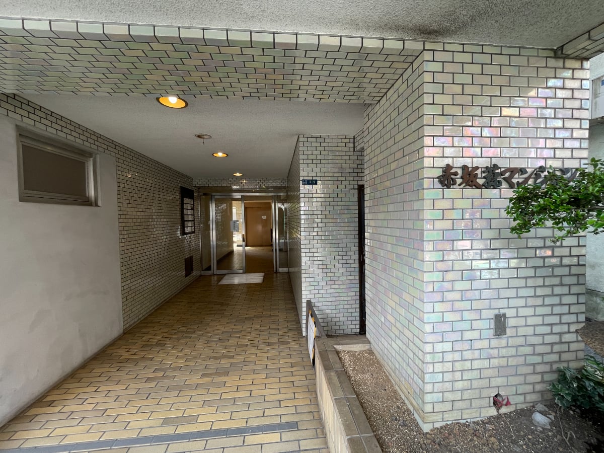v20240627174056/fresh/building/J00100359430_12