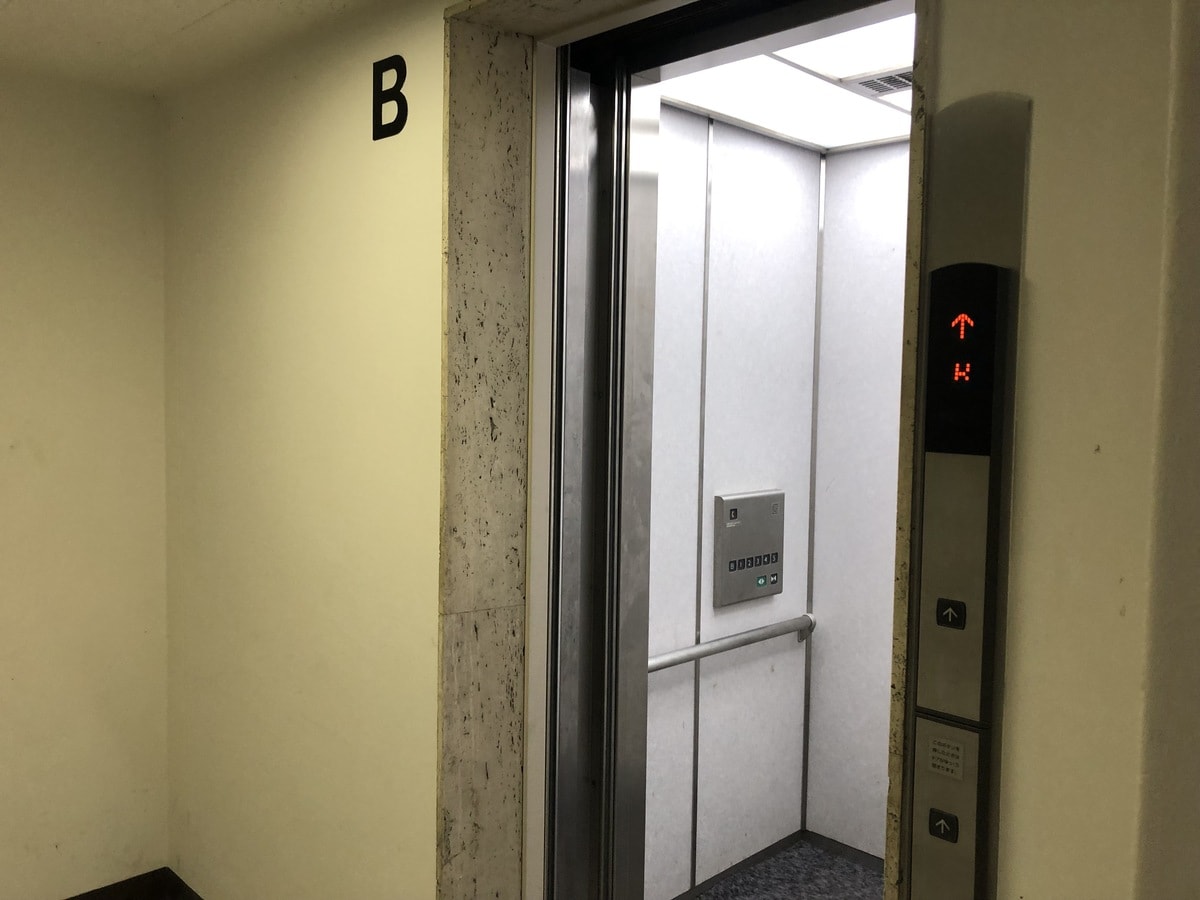 v20240627174056/fresh/building/J00100361825_22