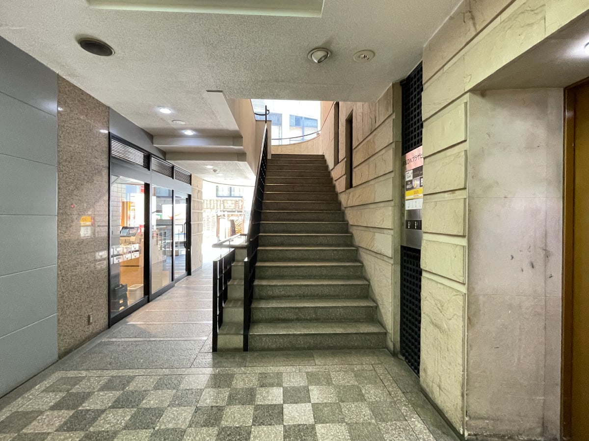 v20240628174055/fresh/building/J00100357234_12