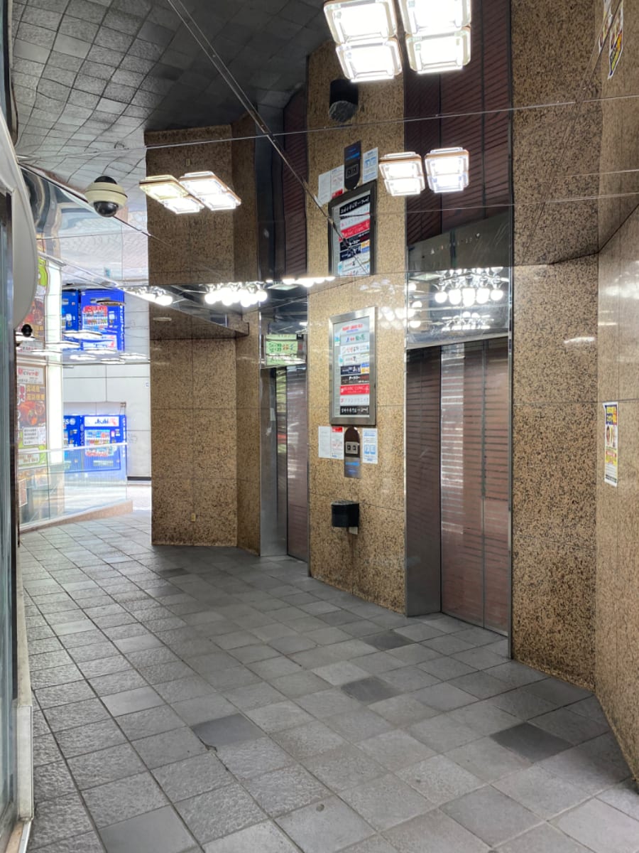 v20240628174055/fresh/building/J00100366902_4