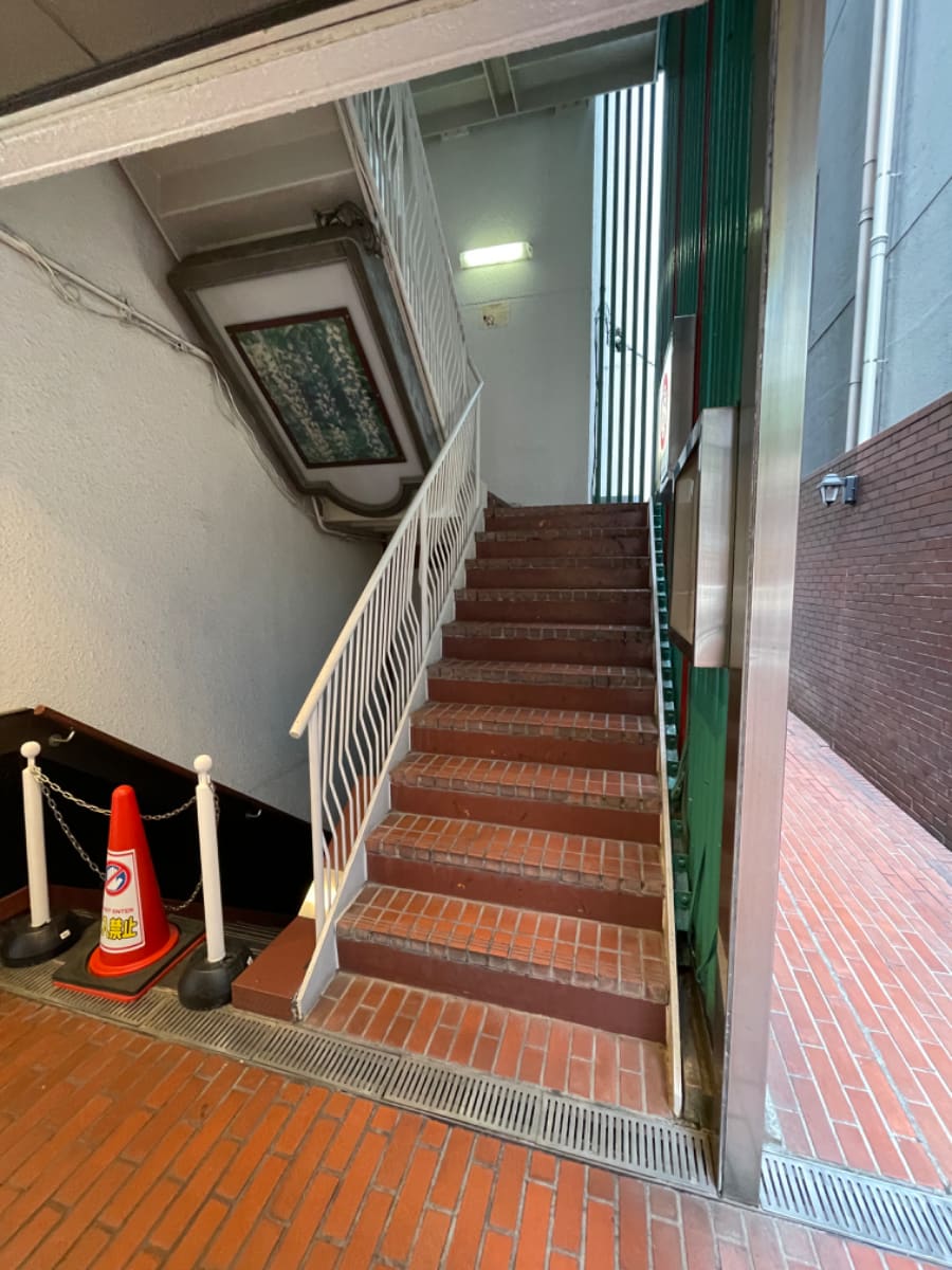 v20240628174055/fresh/building/J00100384353_66