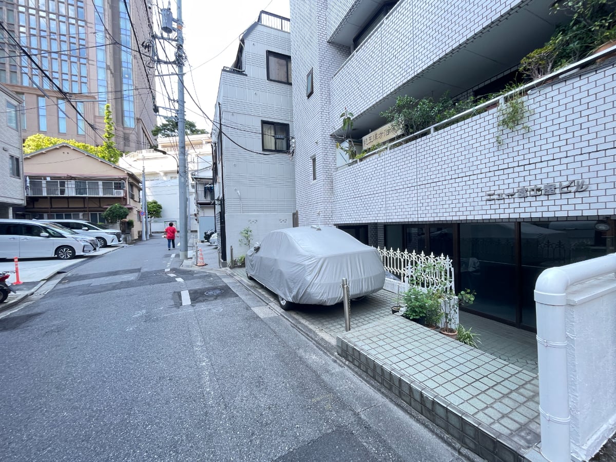 v20240628174055/fresh/building/J00100405223_2