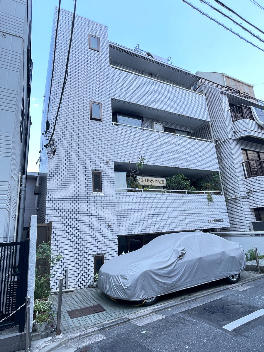 v20240628174055/fresh/building/J00100405223_5