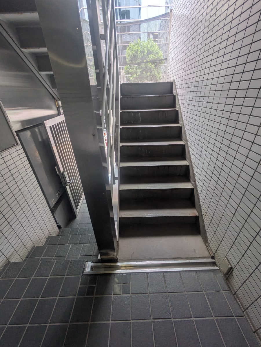 v20240701174101/fresh/building/J00100360352_8