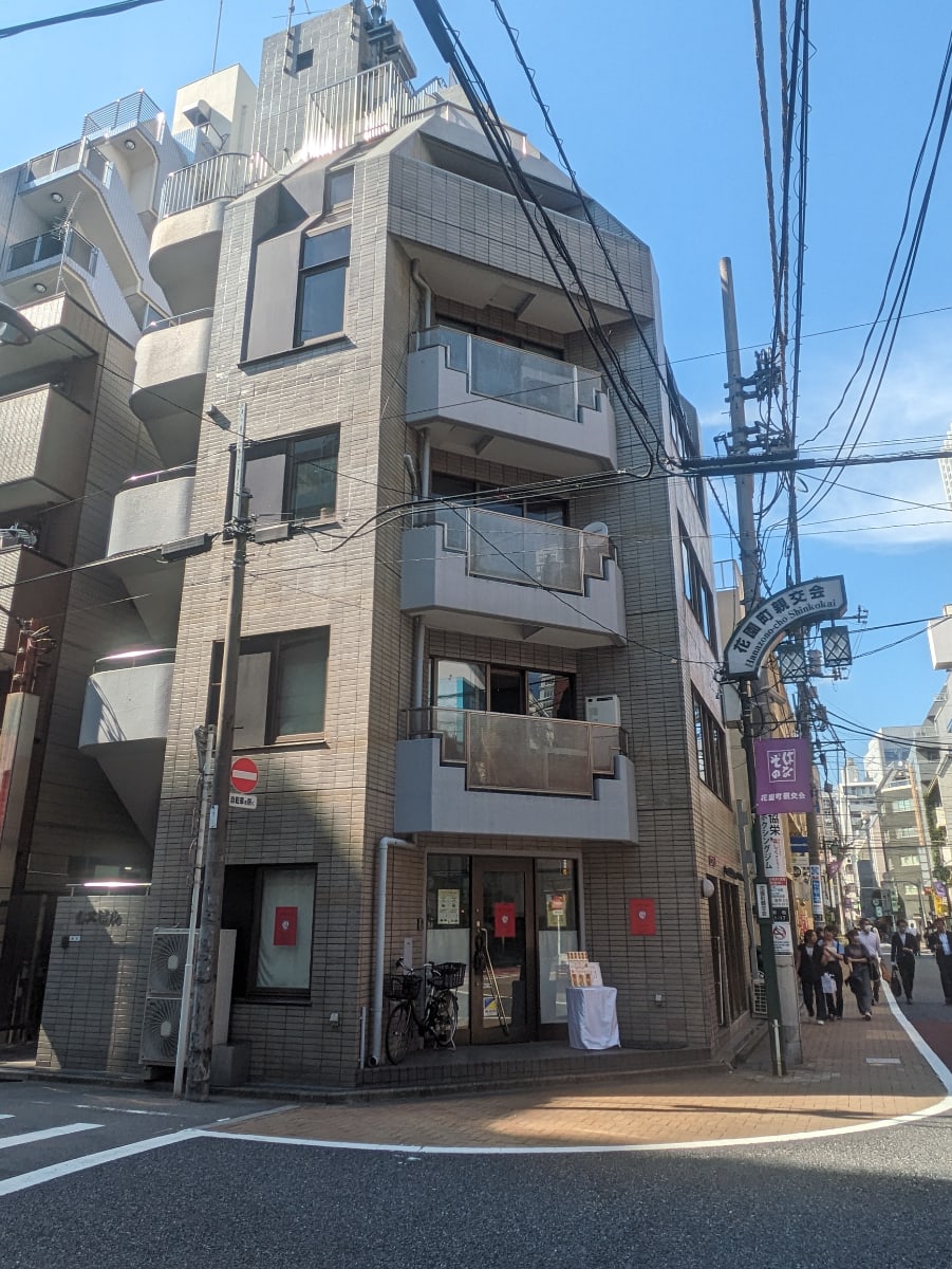 v20240701174101/fresh/building/J00100364615_1