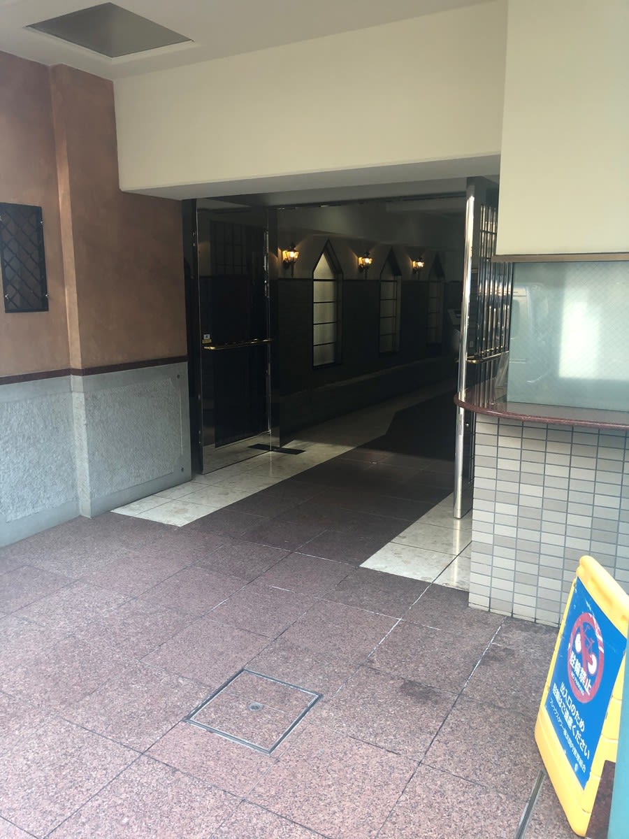 v20240703174103/fresh/building/J00100368704_3