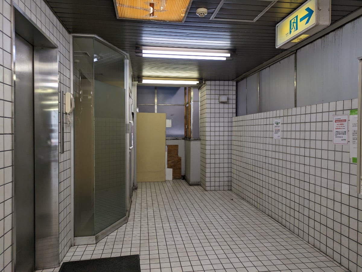 v20240704174103/fresh/building/J00100366786_11