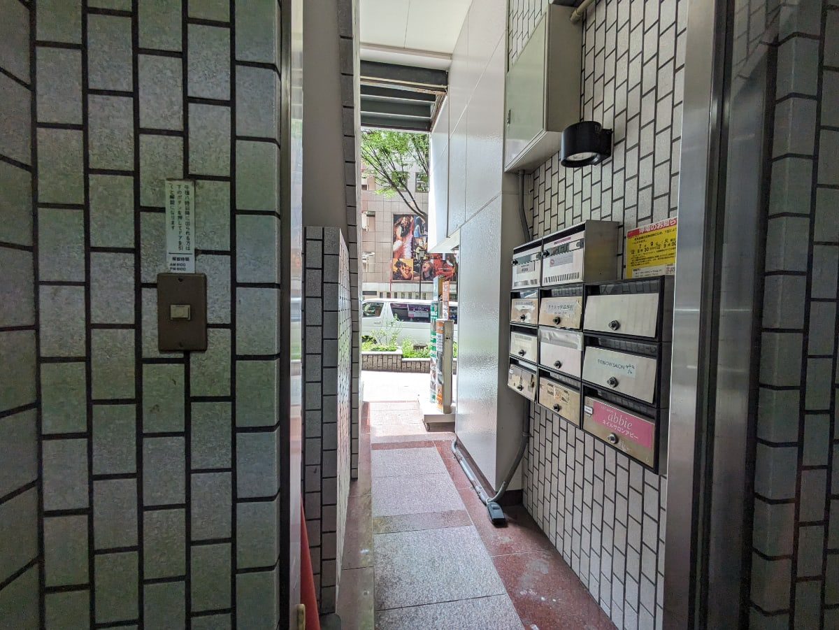 v20240705174054/fresh/building/J00100369182_10