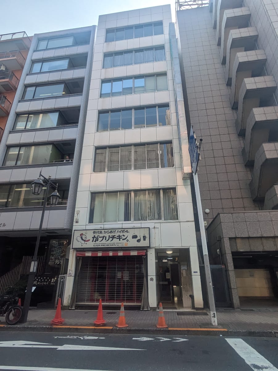 v20240712174109/fresh/building/J00100370373_1