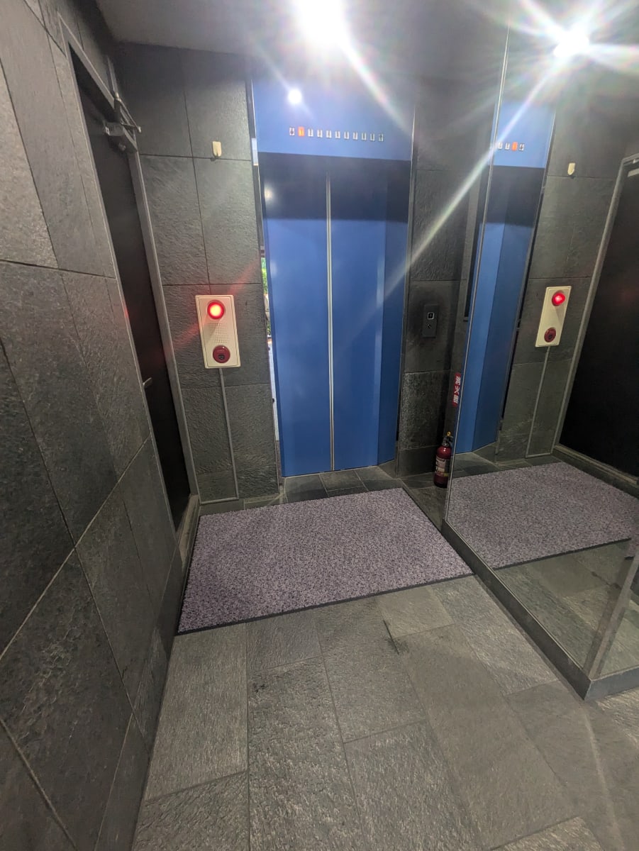 v20240712174109/fresh/building/J00100388354_4