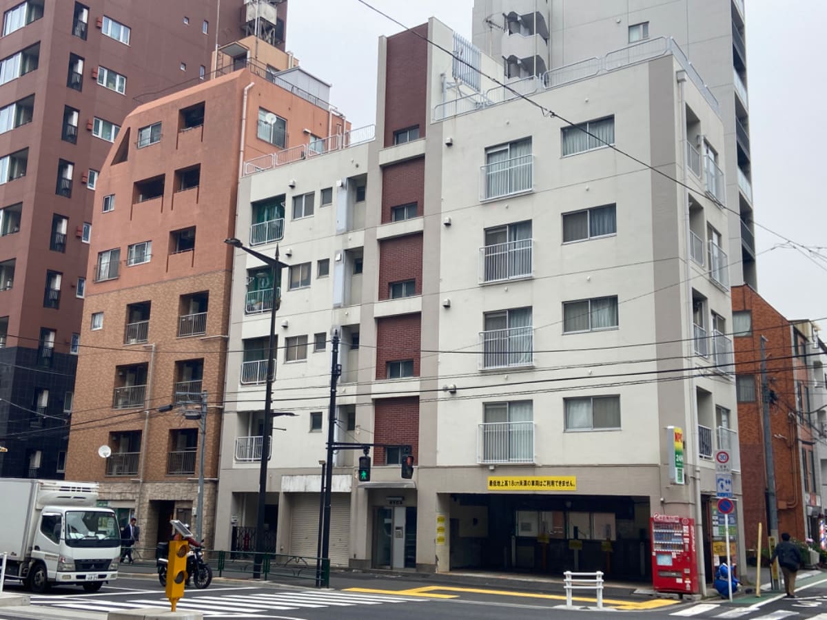 v20240717174128/fresh/building/J00100367328_5