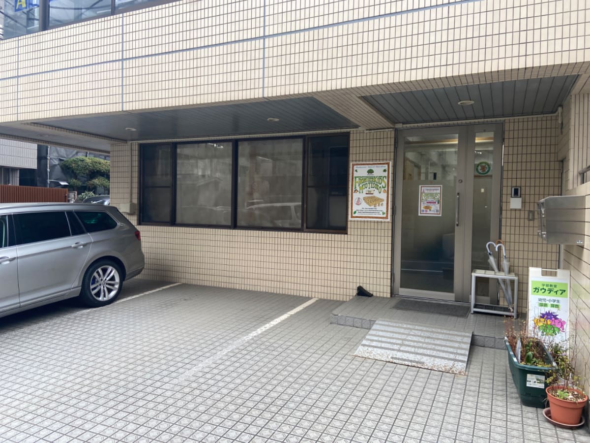 v20240717174128/fresh/building/J00100369574_3
