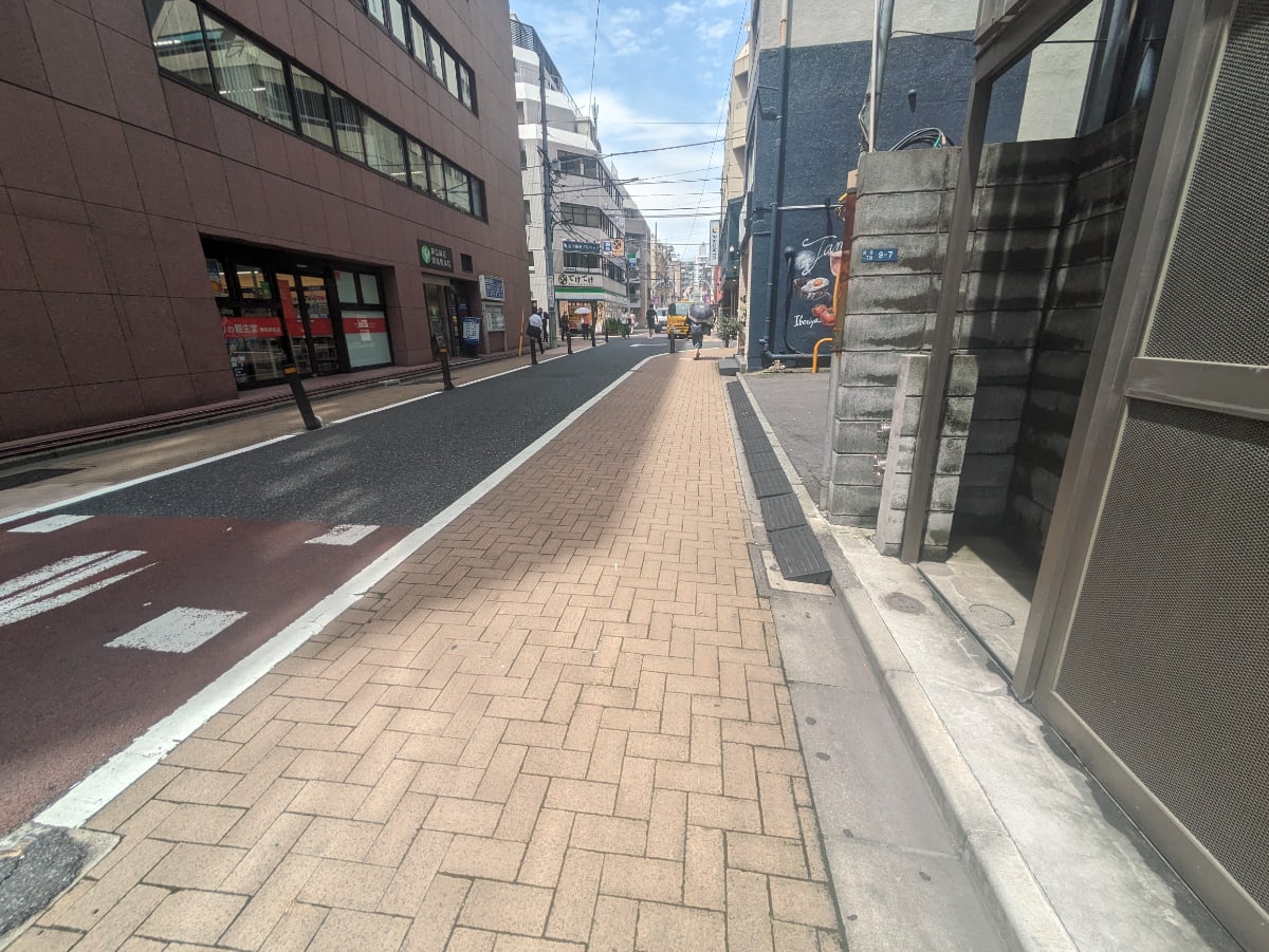 v20240729174115/fresh/building/J00100394891_2