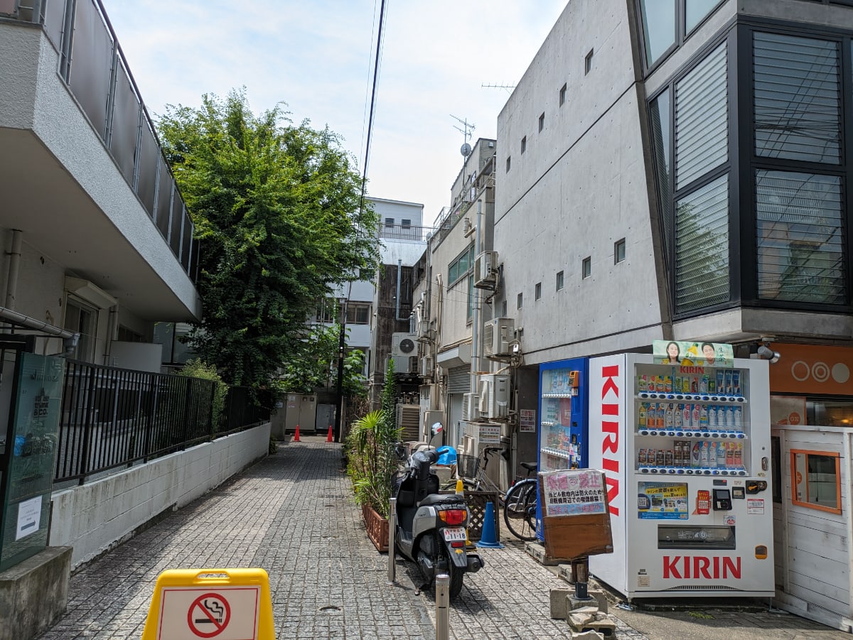 v20240816174048/fresh/building/J00100361764_12