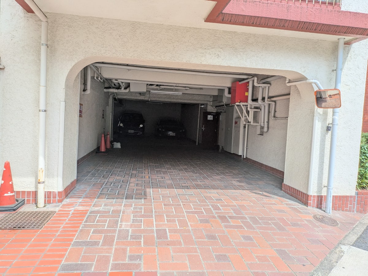 v20240816174048/fresh/building/J00100363674_9