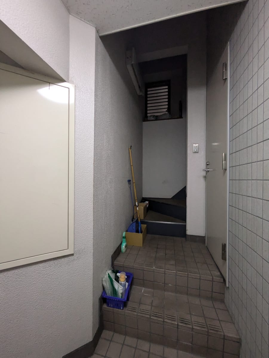 v20240816174048/fresh/building/J00100369037_8
