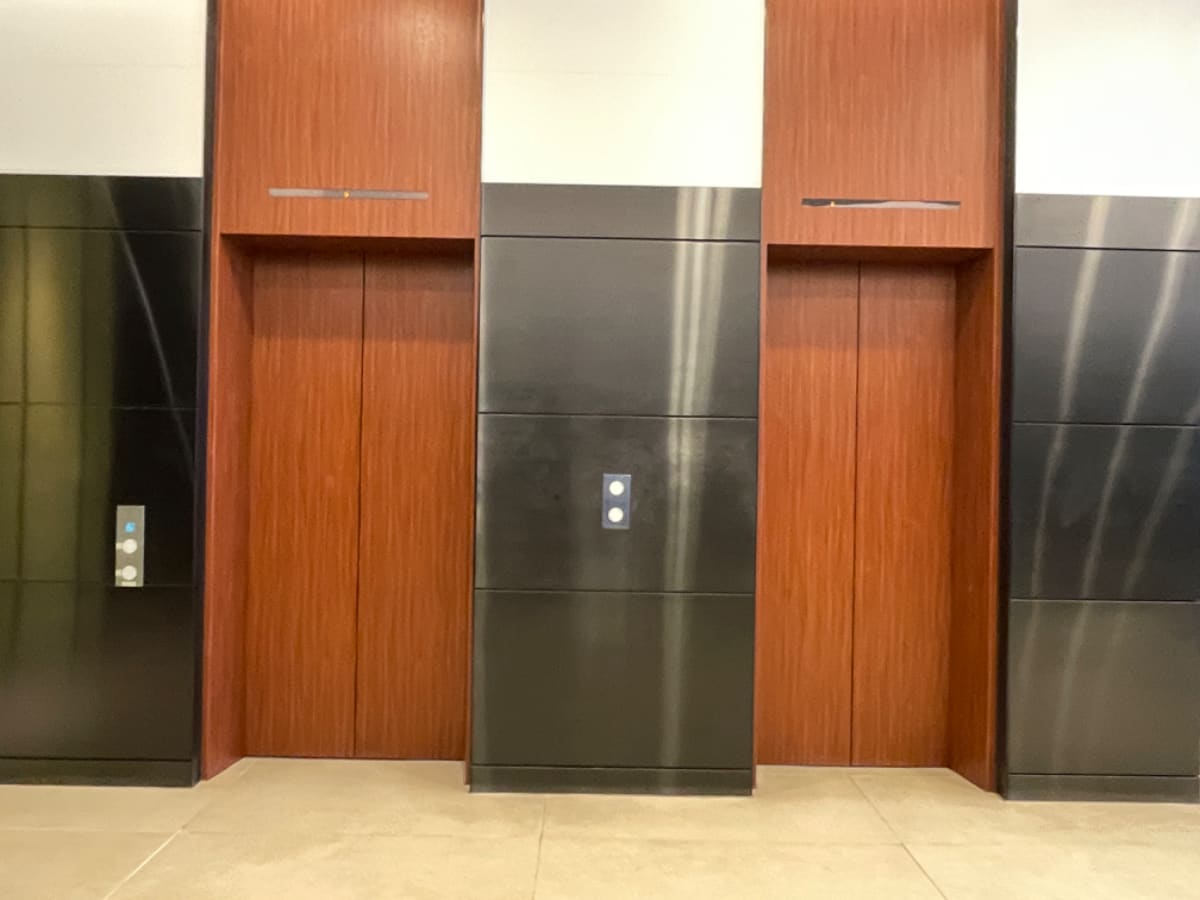 v20240816174048/fresh/building/J00100369063_4