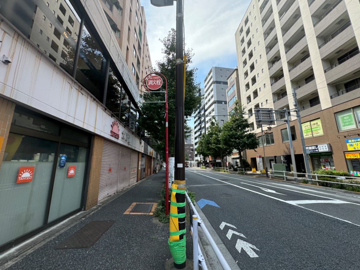 v20240822174132/fresh/building/J00100356735_17